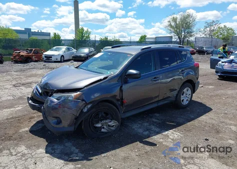 2014 Toyota Rav4 Le z USA, uszkodzony, nr VIN JTMBFREV0EJ007998